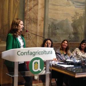 Foto Cambiamenti climatici, donne e agricoltura: lo sguardo è rivolto al futuro 2