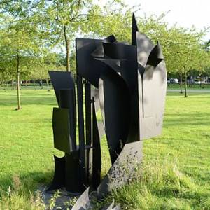 Foto Due minuti con… Louise Nevelson:  scultrice della memoria, di Livia Capasso,  la pillola nr 7  8