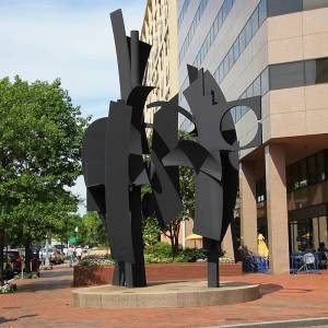 Foto Due minuti con… Louise Nevelson:  scultrice della memoria, di Livia Capasso,  la pillola nr 7  9