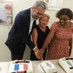 Foto Inaugurata in Puglia la statua di re Carlo I d’Angiò. Ha presenziato la Console Lise Moutoumalaya 4