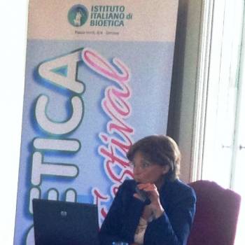 Foto: Agnese Camilli: un incontro ravvicinato con Bioetica, Biosicurezza e Biotecnologie 