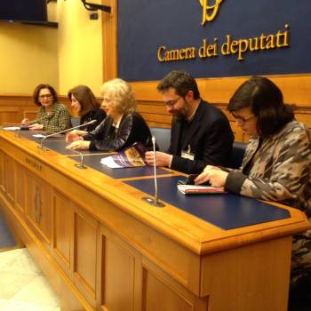 Foto: A scuola si impara anche la FELICITAS. Il progetto della LUNID 