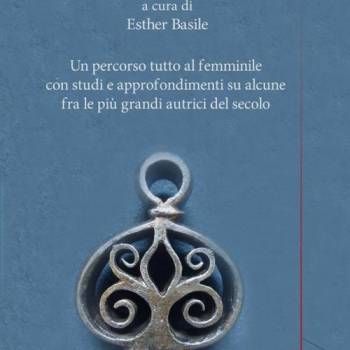 Foto: Napoli / Presentazione di “Sguardi sul Novecento” di Esther Basile