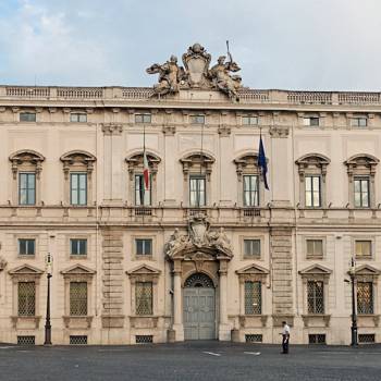 Foto: Ordinanza 18/21 sul Cognome Materno - LETTERA APERTA al Presidente e agli altri Giudici della Corte 