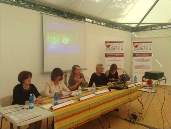 Foto: Danni da farmaci e costi per la società, Tavola Rotonda al Festival Donna&Salute